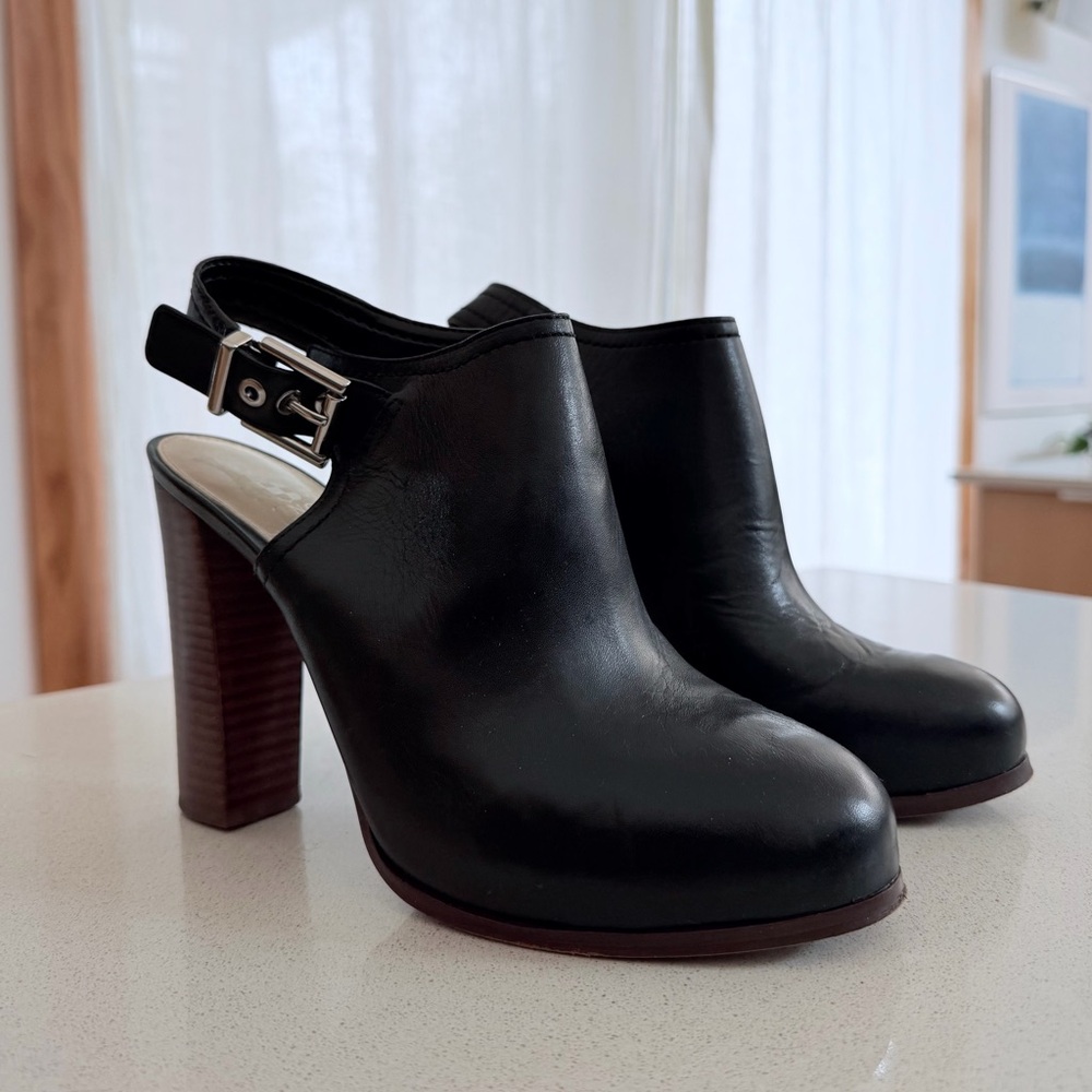 Vince Camuto Black Leather Slingback Platform Clogs